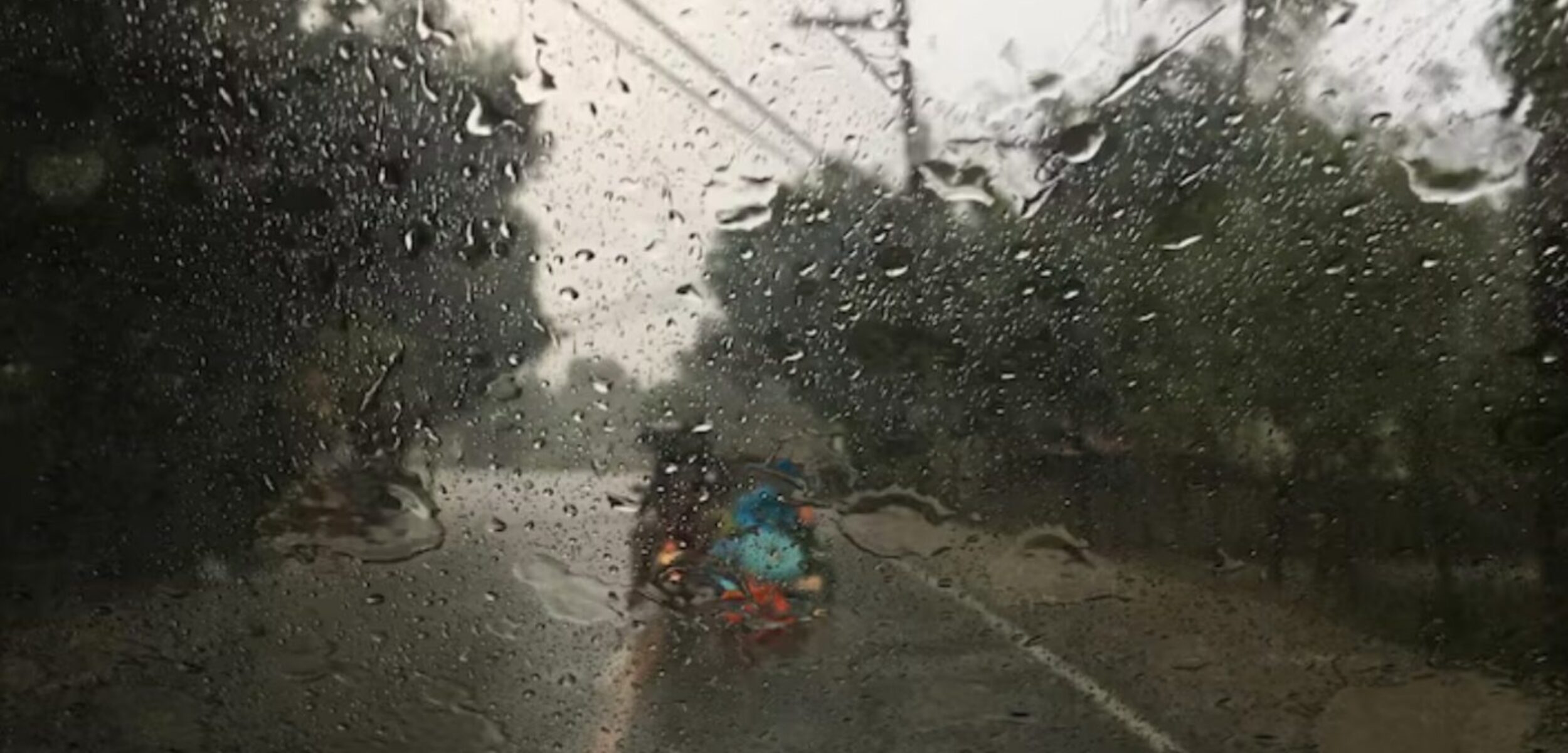 Ilustrasi cuaca hujan lebat di Yogyakarta. (Freepik)