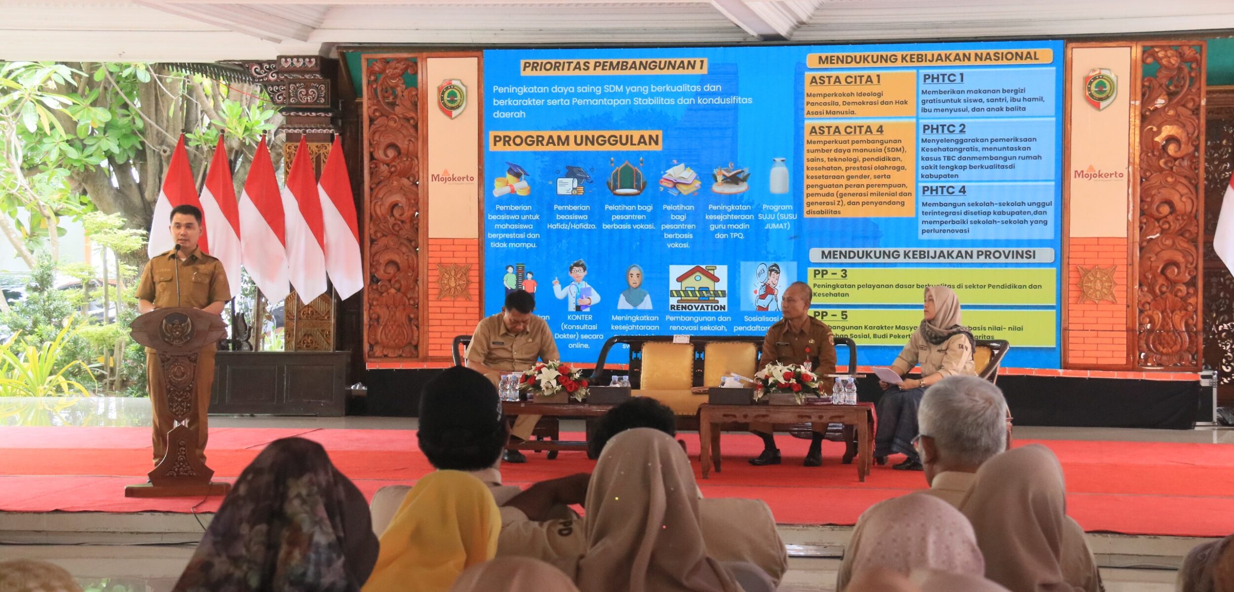 Bupati Mojokerto Muhammad Albarra memimpin langsung kegiatan Harmonisasi Bupati Mojokerto bersama Tenaga Pendamping Profesional Program Pembangunan dan Pemberdayaan Masyarakat Desa (TPP P3MD) Tahun 2025. (Kominfo Kab Mojokerto)
