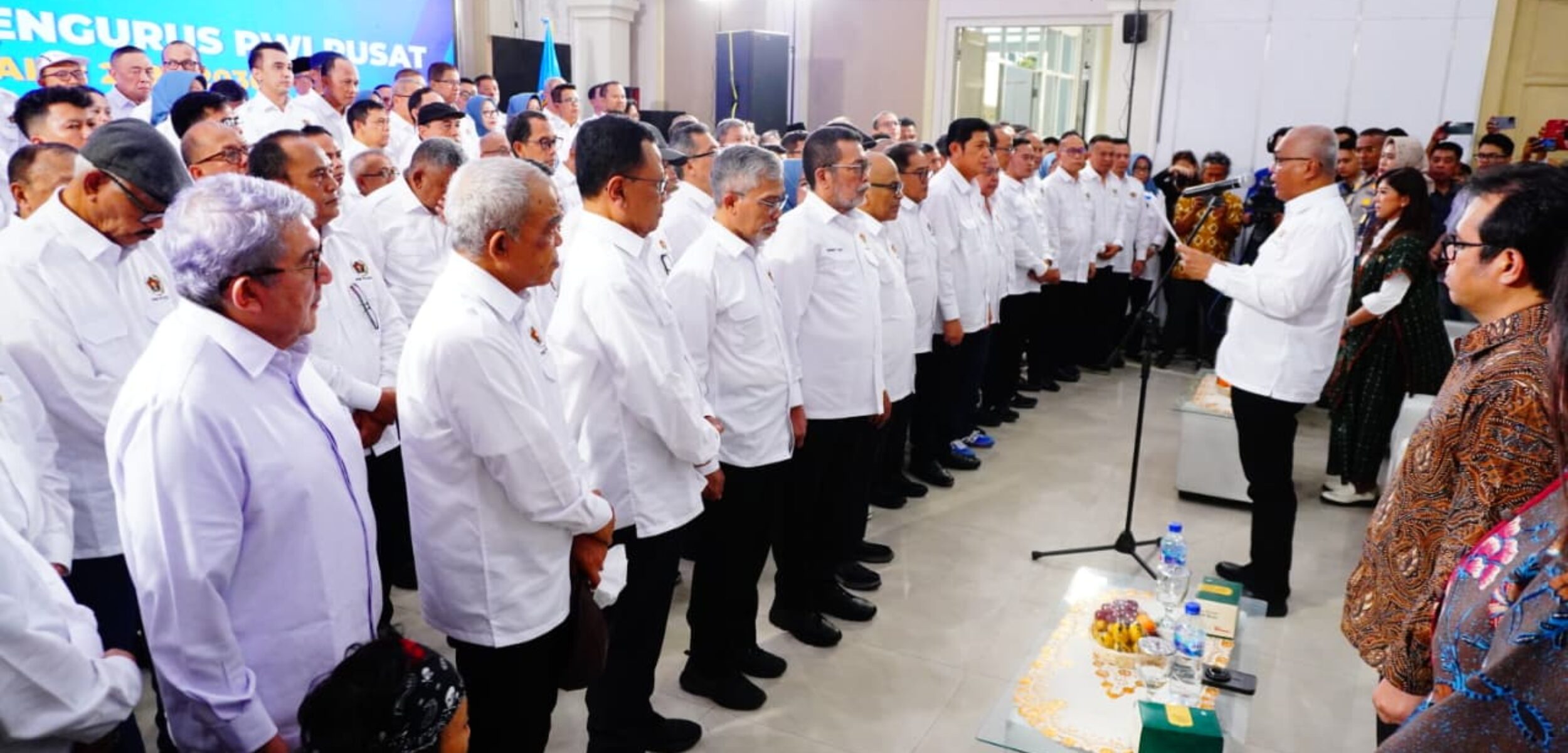 PWI Pusat 2025–2030 Resmi Dikukuhkan di Monumen Pers Solo, Menkomdigi : Persatuan Adalah Kunci!