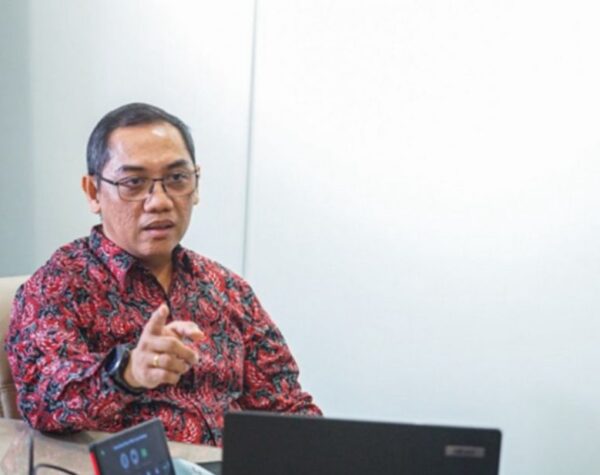 Direktur Jenderal Pengawasan Ruang Digital, Alexander Sabar mencabut pembekuan TikTok di Indonesia, Sabtu (4/10/2025) (Foto: Dok. Kemkomdigi)