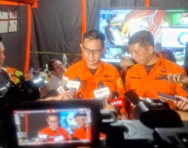 Evakuasi Korban Musala Ponpes Al Khoziny Diperpanjang : 52 Santri Meninggal, 104 Selamat