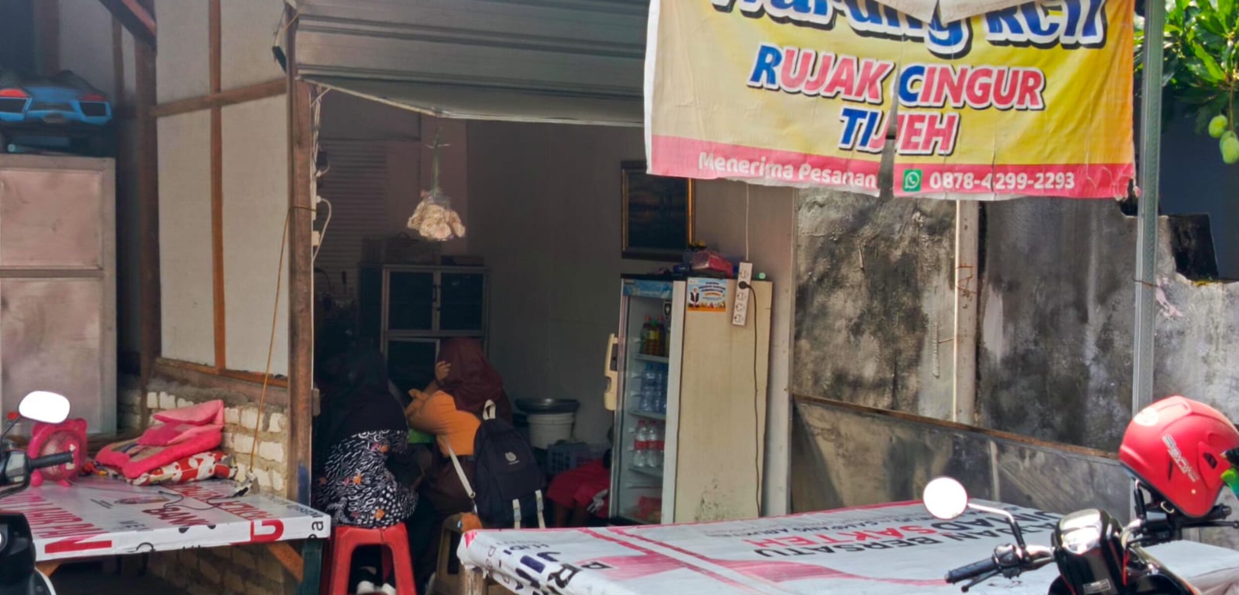 IMG 20251012 WA0068 1 Salah satu kuliner di Sampang, Rujak Cingur RCTI (fais/kabarterdepan.com)