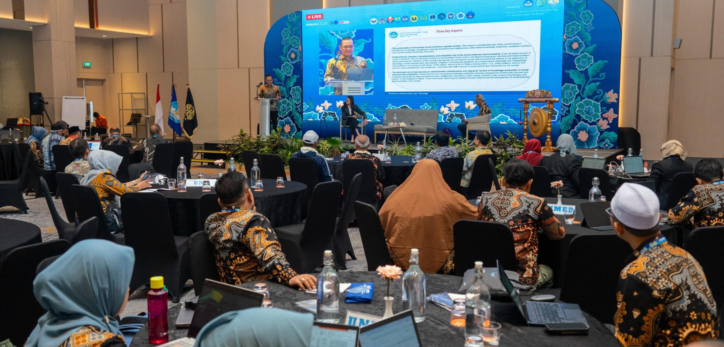 ICHELSS 2025: Menguatkan Peran Humaniora di Era Digital dan Ketidakpastian Global