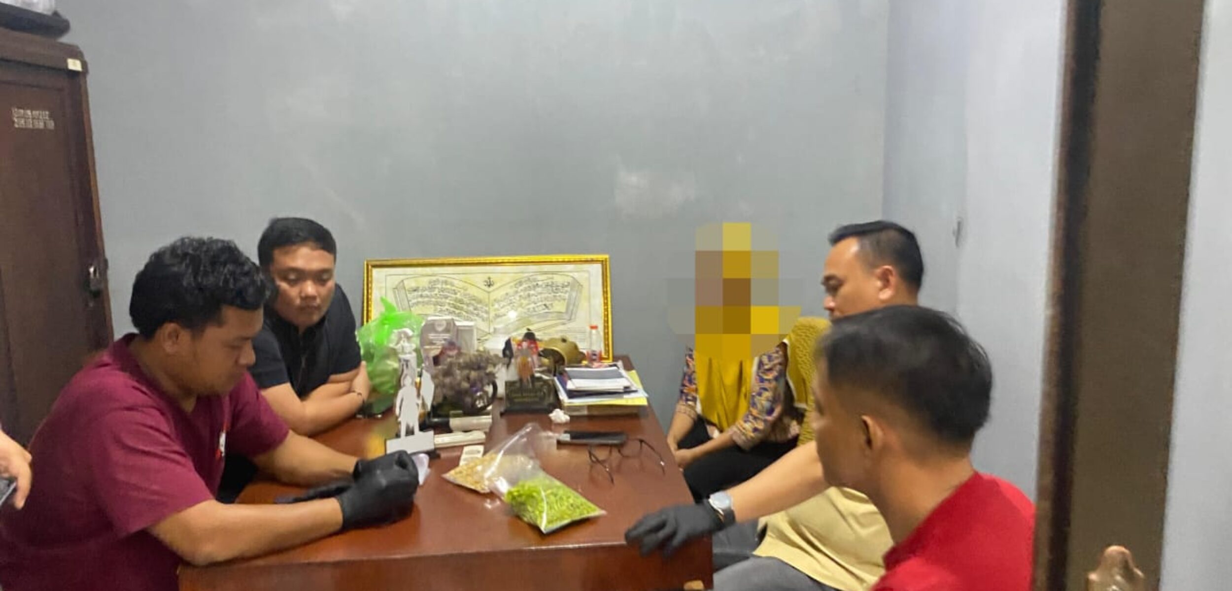 Modus Baru! Pil Double L Diselundupkan ke Lapas Mojokerto Lewat Kue Kering