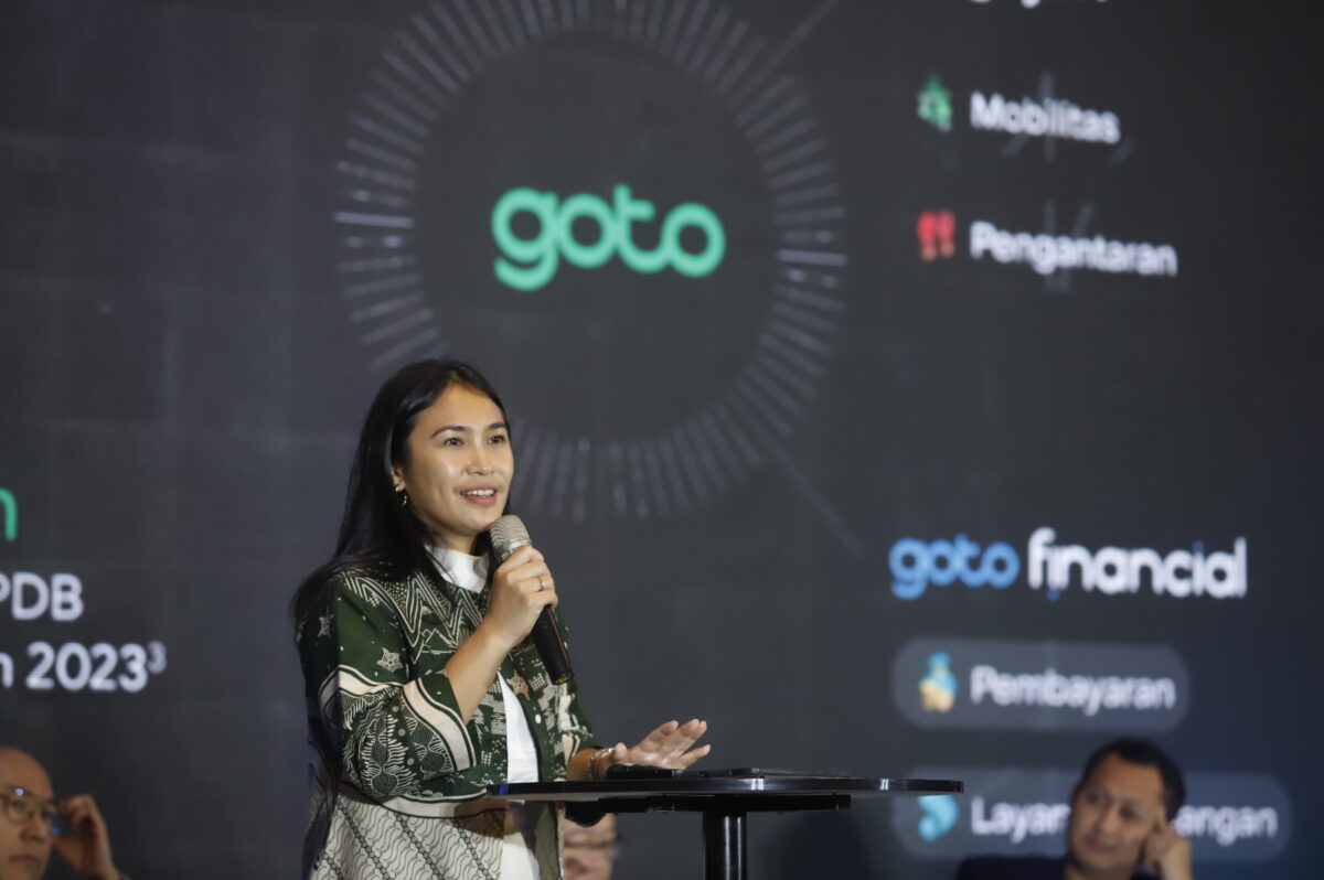 Head of Media Relations GoTo, Amanda Valani Nurvadila saat menyampaikan materi di Local Media Summit, Selasa 7/10/2025 (Redaksi / Kabarterdepan.com)