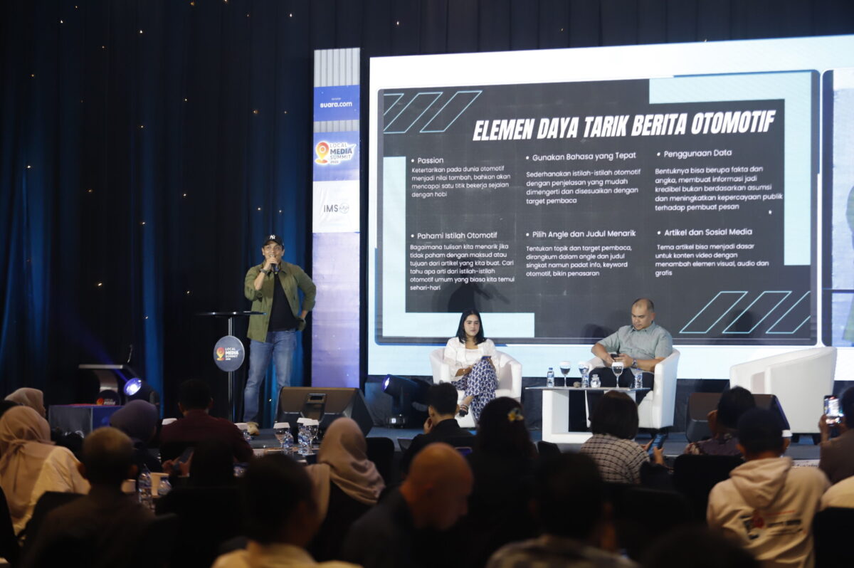 Krisna Arie Prasetya, Chairman of Indonesia Automotive Journalist Forum / Forum Wartawan Otomotif (FORWOT) dalam Local Media Summit (LMS) 2025 (Redaksi / Kabarterdepan.com)