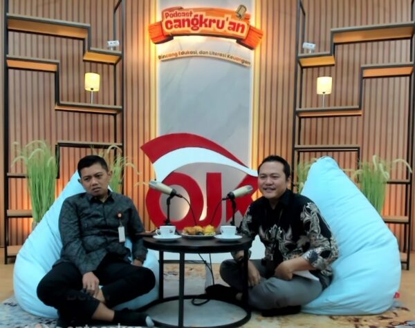 OJK Jatim Bagikan Tips Atur Gaji: Menabung Sejak Awal dan Hindari FOMO