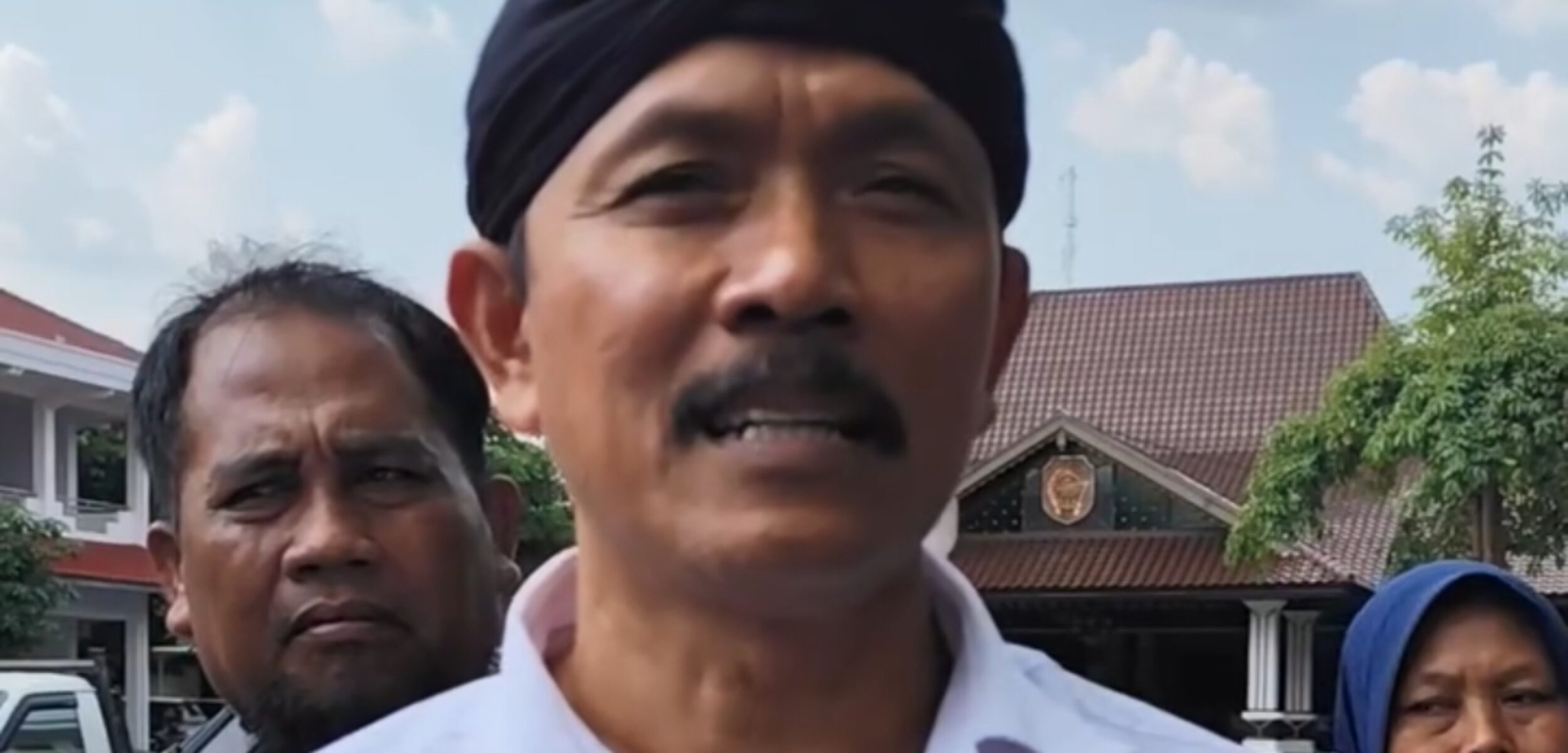 Gunretno, Ketua JMPPK usai audiensi dengan Bupati Sudewo. (Yusuf/kabarterdepan.com) 