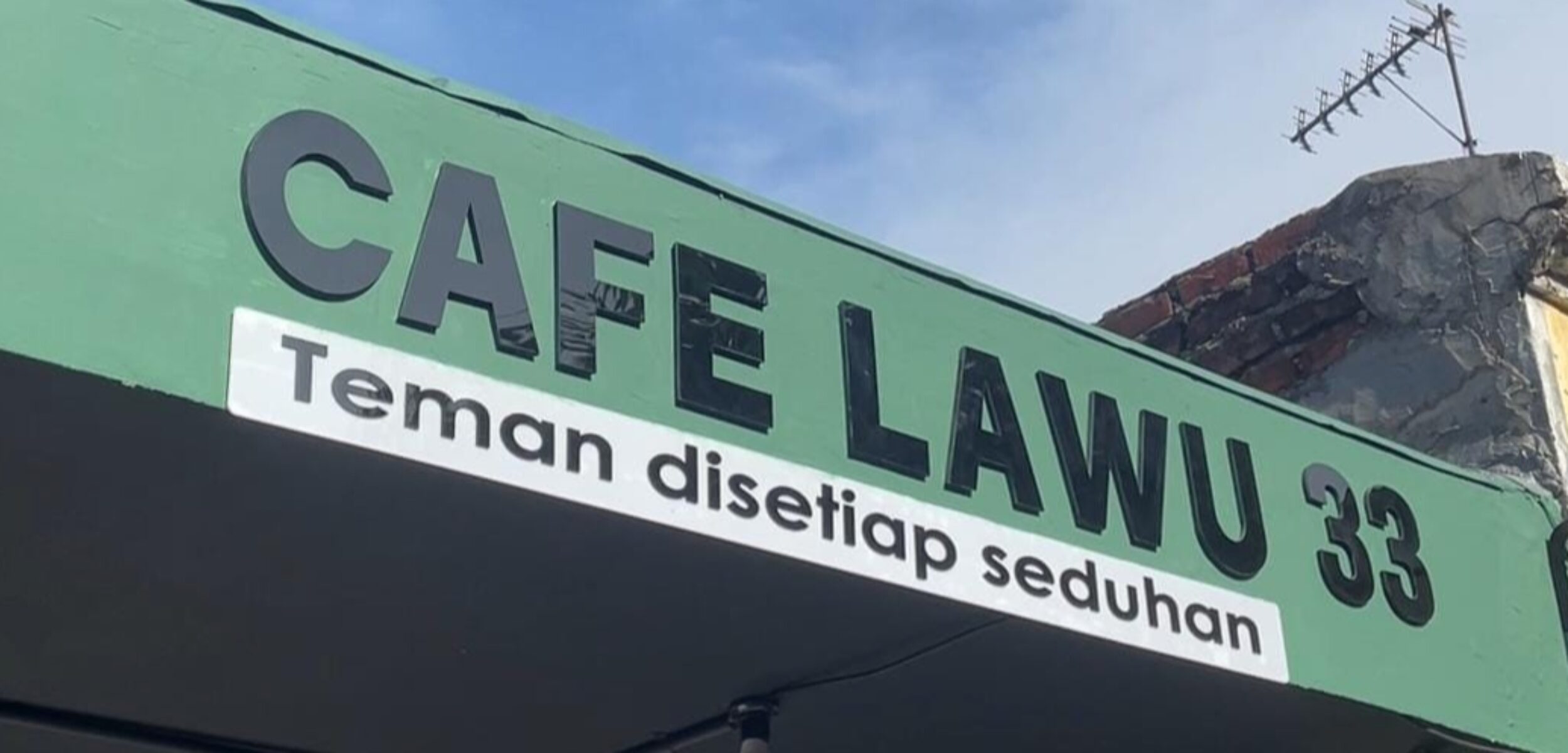 Kafe Lawu 33