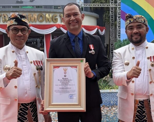 Inovasi Pengelolaan Sampah Berkelanjutan, Hotel Aston Inn Batu Raih Tanda Kehormatan dari Pemkot Batu