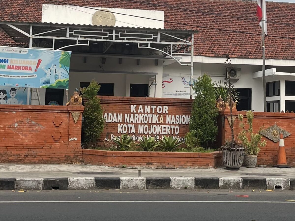 WhatsApp Image 2025 10 11 at 09.12.31 94e91463 1 Potret BNN Kota Mojokerto. (Izhah / Kabarterdepan.com)