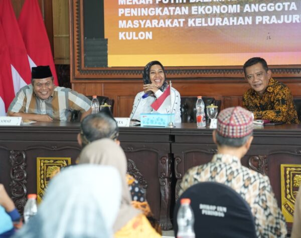 Dengarkan Langsung Kendala KKMP, Wali Kota Mojokerto Buka Forum Dialog Bersama Pengawas Prajuritkulon