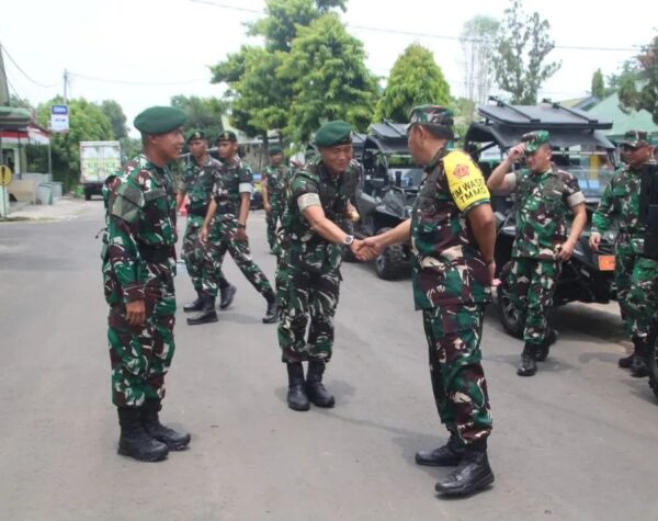 Kunjungan Asops Panglima TNI ke Yonif 503/Mayangkara, Tegaskan Komitmen Penjaga Kedaulatan