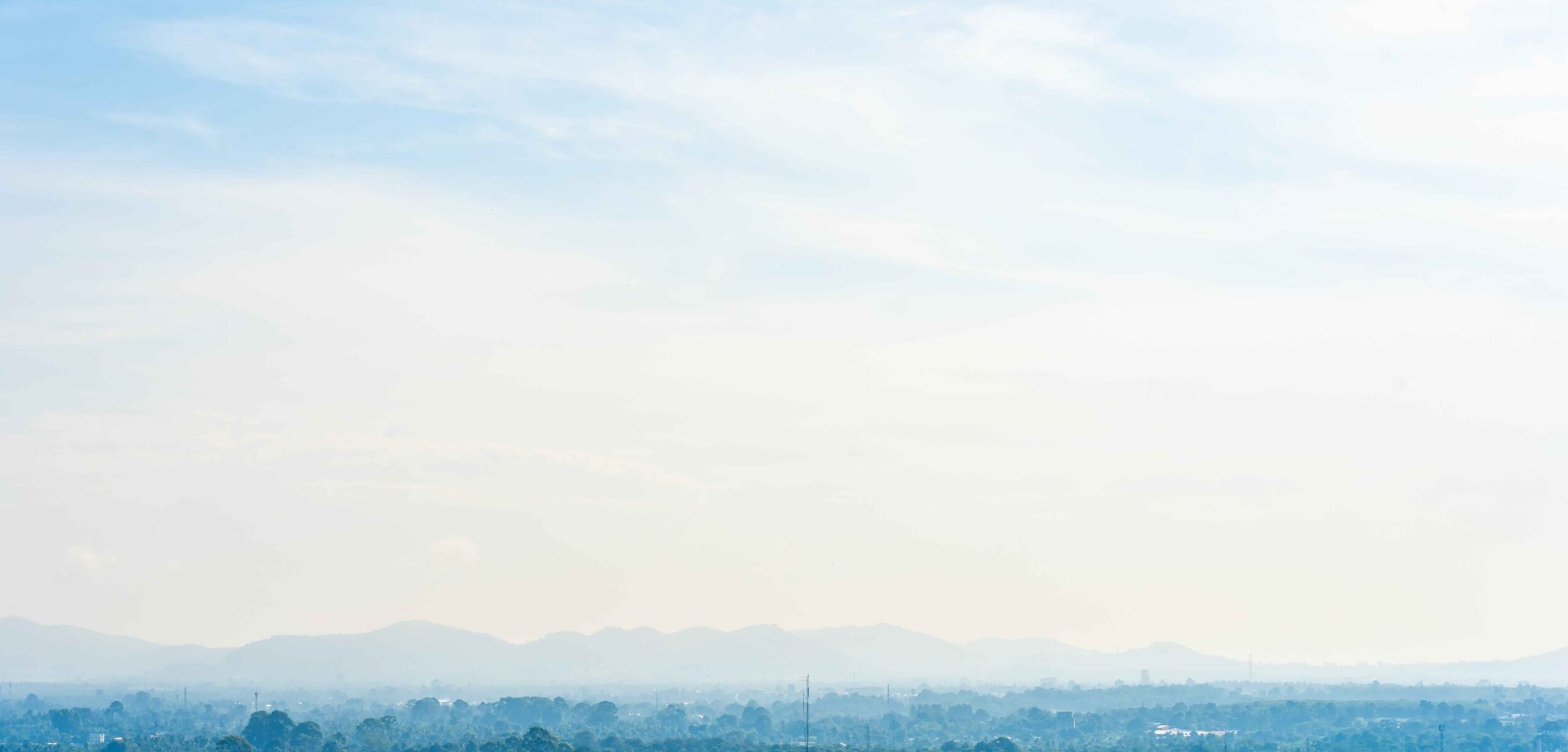 Ilustrasi prakiraan cuaca Kabupaten Jombang cerah. (Freepik)