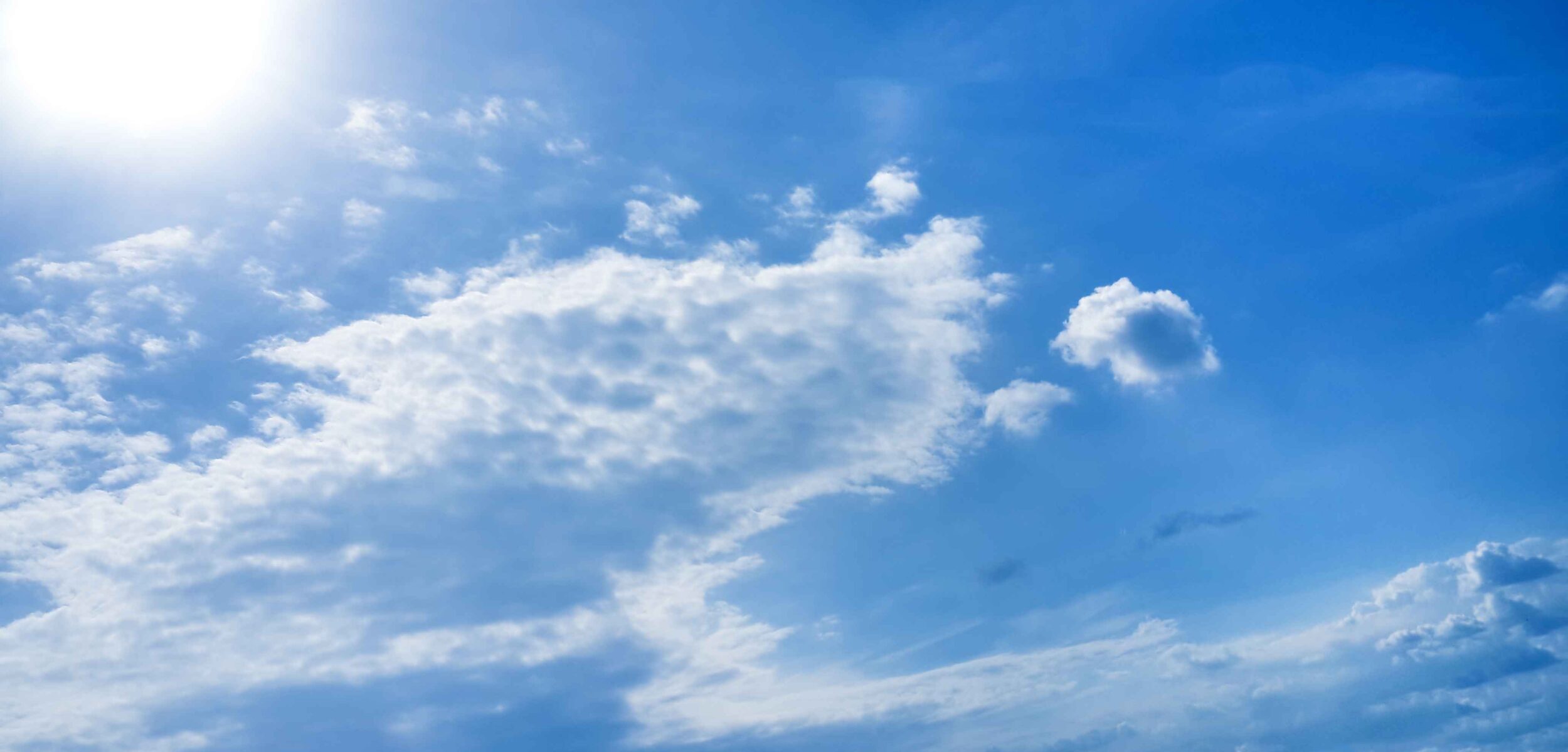 Ilustrasi prakiraan cuaca Kabupaten Jombang cerah. (Freepik)