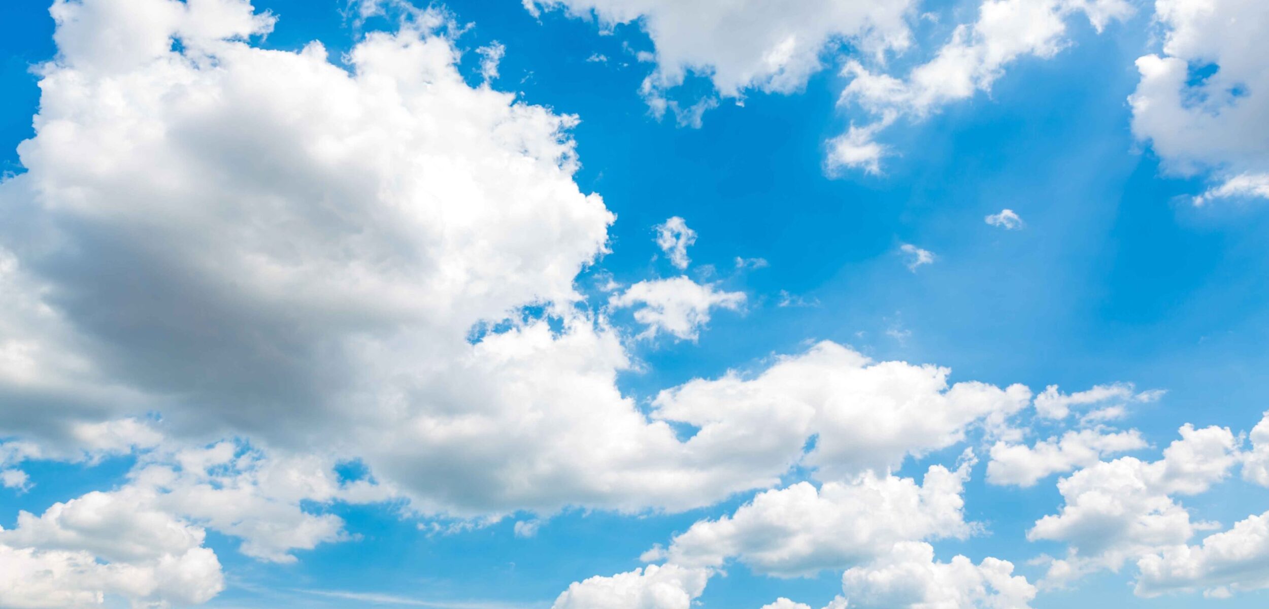 Ilustrasi prakiraan cuaca Kabupaten Gresik berawan. (Freepik)