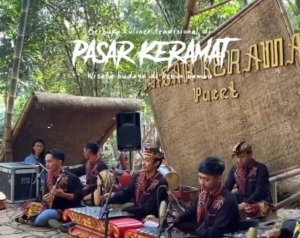 Menguak Misteri dan Pesona Pasar Keramat Pacet Mojokerto