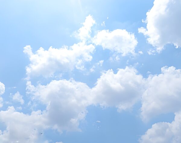 Cuaca Surabaya Besok 8 November 2025: Berawan, Rungkut Hujan Ringan