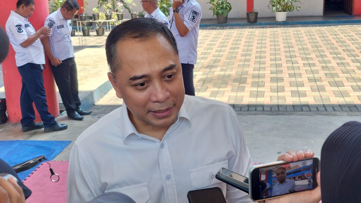 Wali Kota Surabaya Eri Cahyadi menekankan tindakan bullying jangan sampai ada di sekolah agar tidak terjadi bom seperti di Jakarta. (Husni Habib/Kabarterdepan.com)