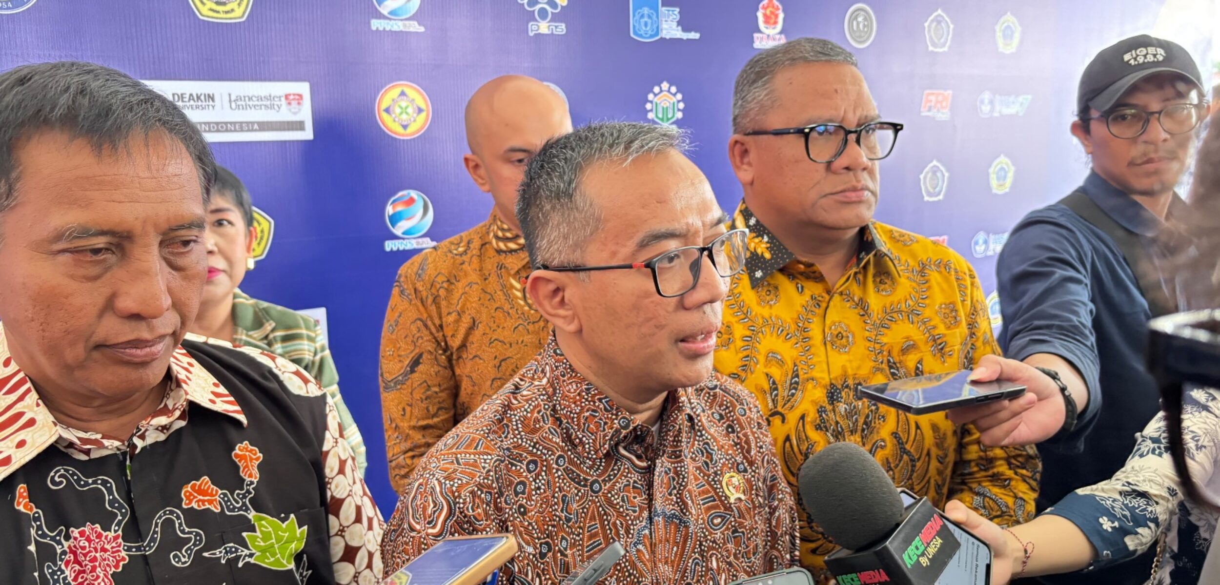 Mendikti Saintek: Indonesia Dorong Pengiriman Tenaga Kerja Terampil ke Pasar Global