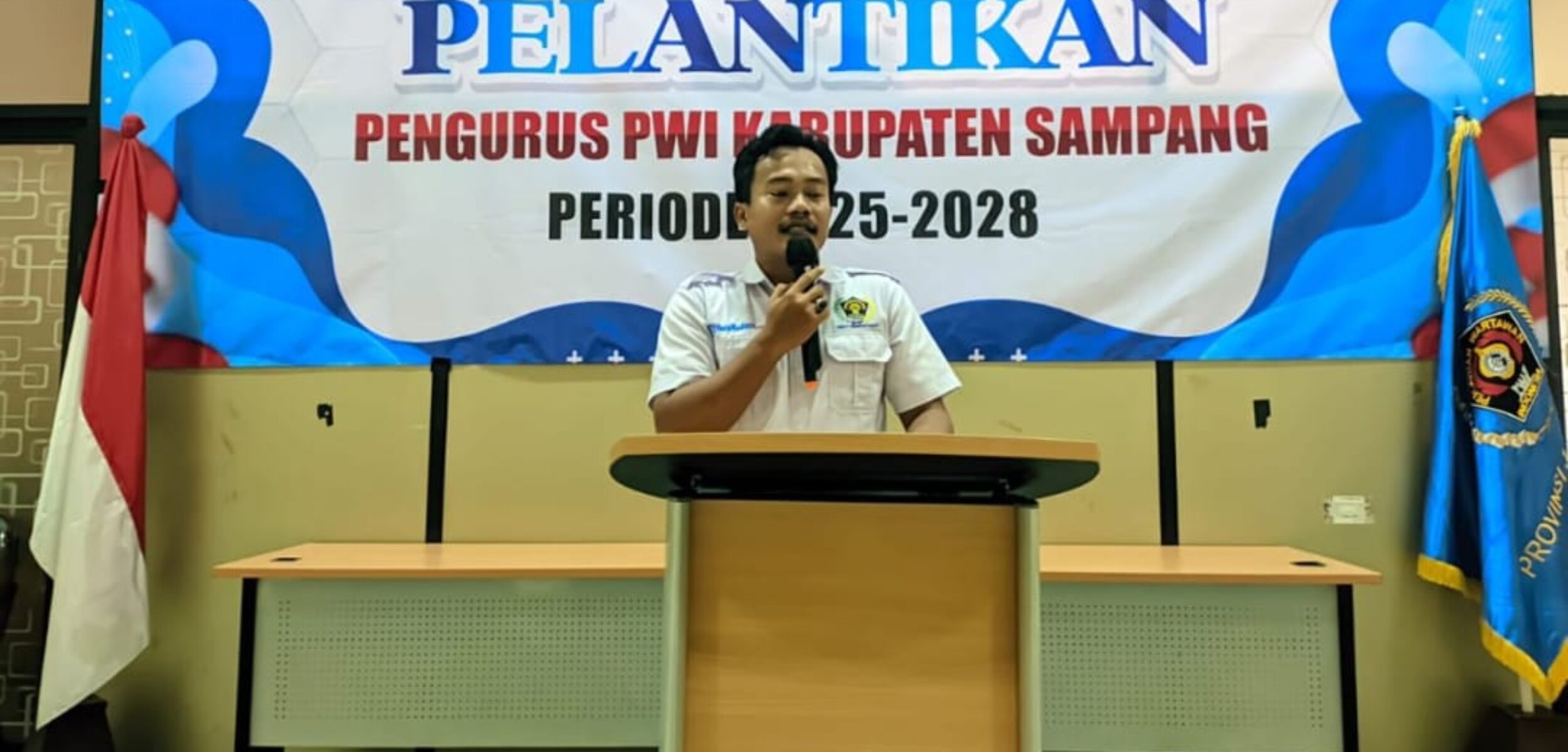 Hanggara Resmi Lanjutkan Estafet PWI Sampang
