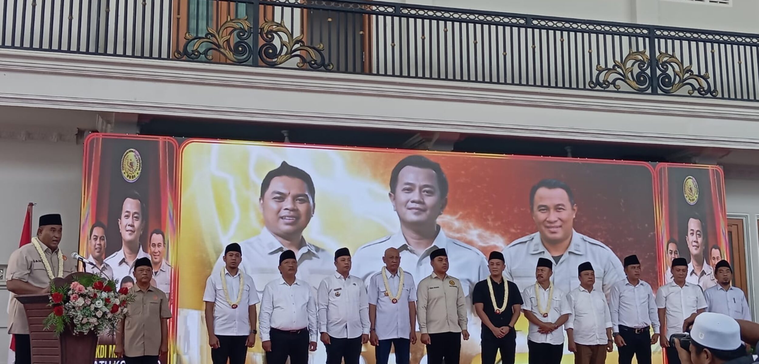 Foto bersama beberapa pengurus PKDI Madura Raya (fais/kabarterdepan.com)