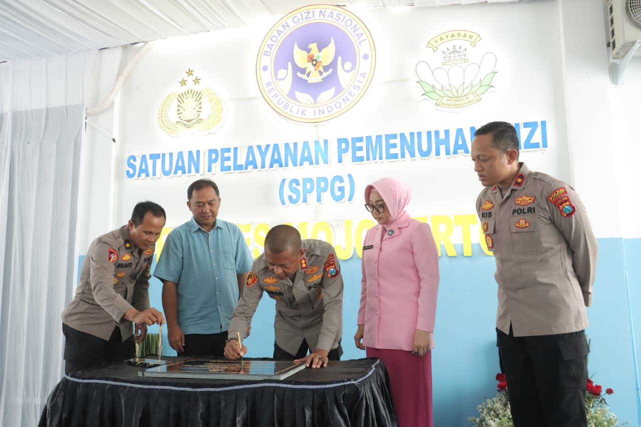 Satuan Pelayanan Pemenuhan Gizi (SPPG) Polres Mojokerto secara resmi diluncurkan dan siap beroperasi di Dusun/Desa Sedati, Kecamatan Ngoro. (Humas Polres Mojokerto)