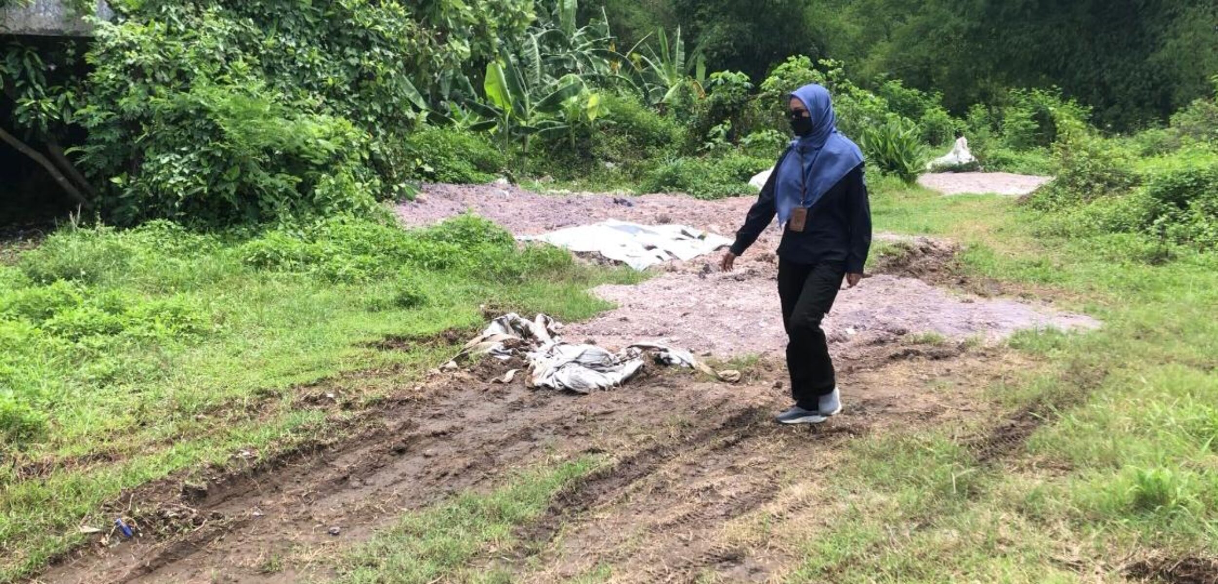 Material limbah B3 yang berada di area pemukiman warga. (Redaksi Kabar Terdepan)