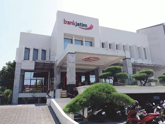 Bank Jatim Sampang (Fais/Kabarterdepan.com)