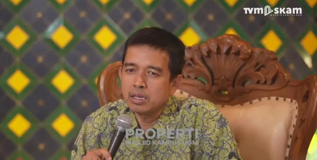 Akademisi UGM Hempri Suyatna. (Youtube/Masjid Kampus UGM)