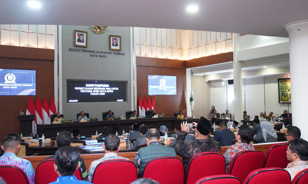 Pemkot Batu dan DPRD Kota Batu, sepakati APBD Tahun Anggaran 2026 melalui Rapat Paripurna. (Yan)