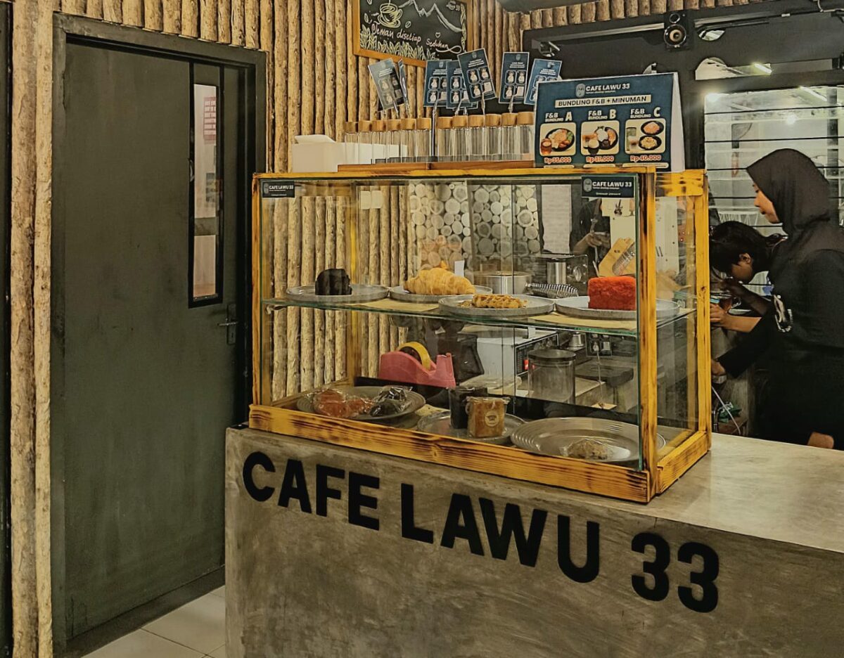 Cafe Lawu 33 Mojokerto, kafe baru di Mojokerto yang menghadirkan ruang kerja khusus disabilitas. (Innka/Kabarterdepan.com)