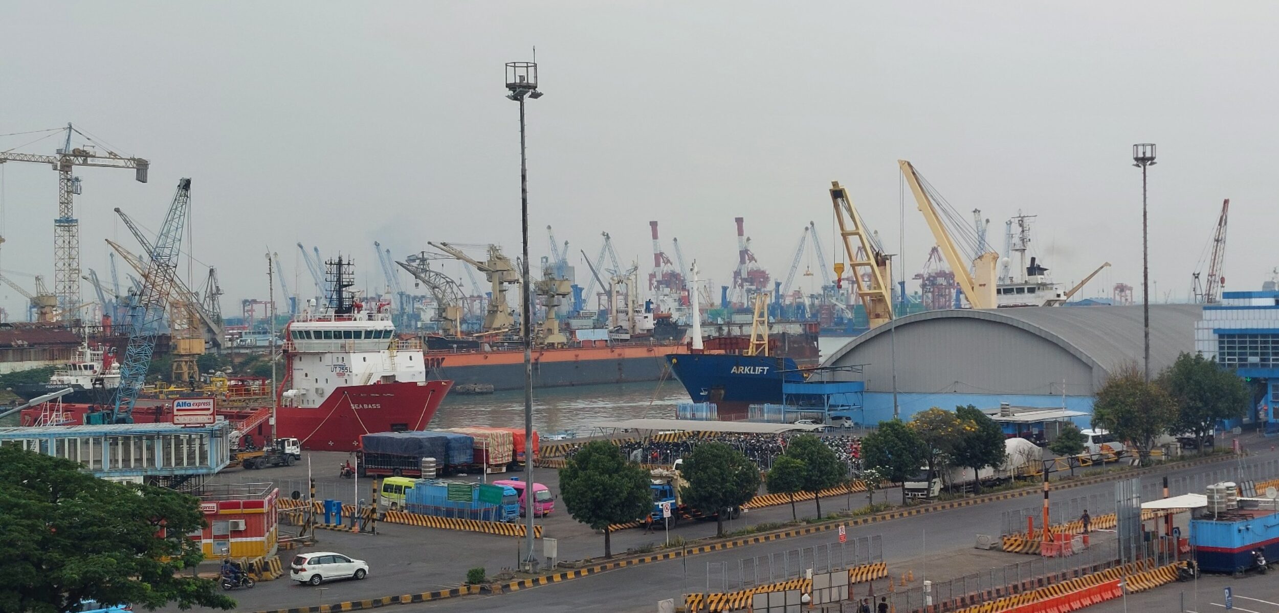 Cegah Banjir Rob, Surabaya Genjot Pembangunan Pompa dan Bozem