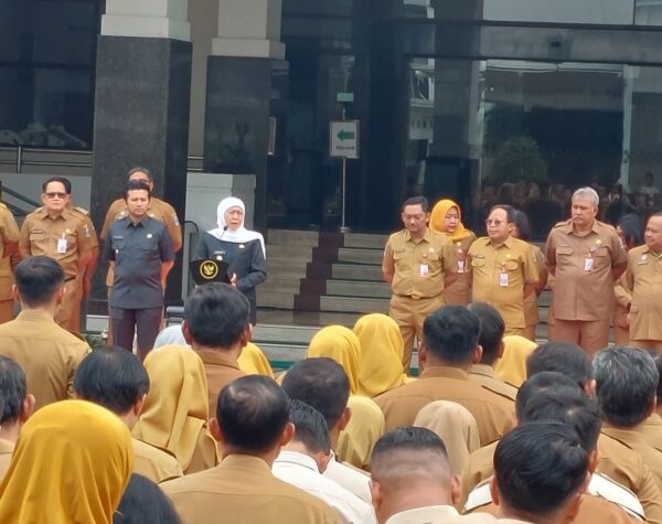 Apel Akhir Tahun, Khofifah Tekankan Profesionalisme ASN dan Peran Strategis BPSDM