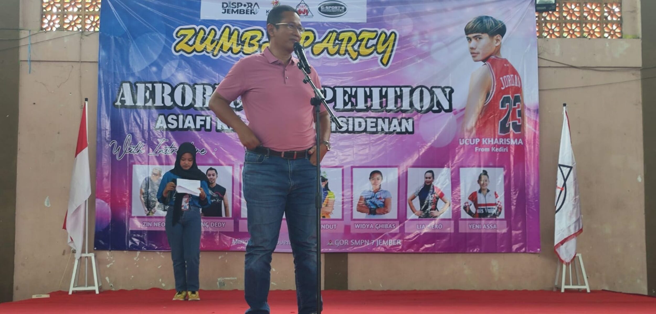 Ketua Kormi Jember Tri Basuki saat membuka Aerobic Competition di Jember