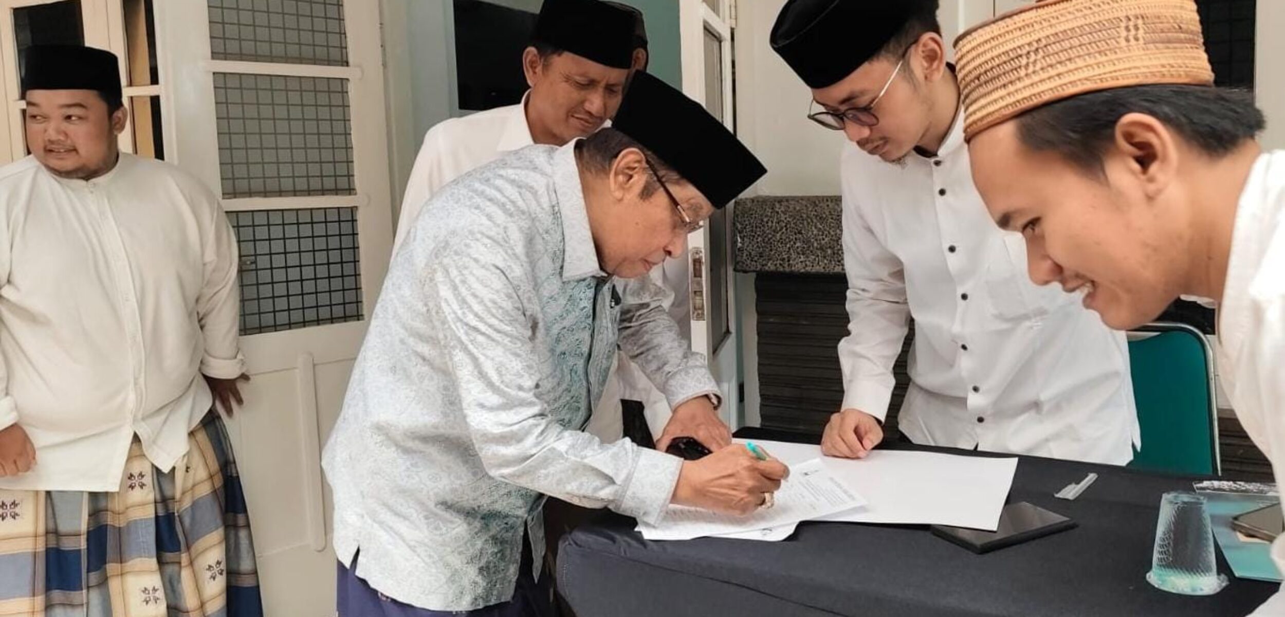Mantan Ketua PBNU KH Said Aqil Siraj saat di Tebuireng, Jombang.