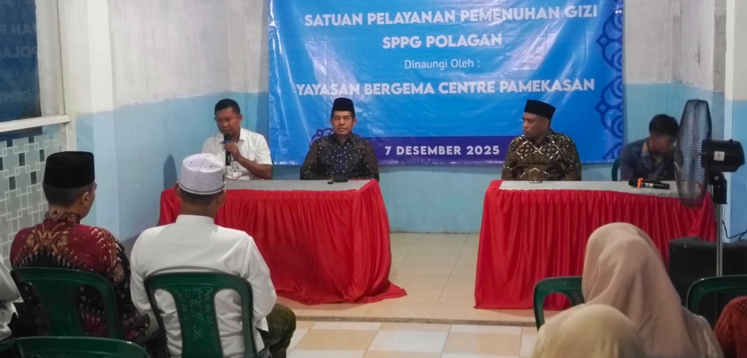 Danramil Sampang menyampaikan pesannya kepada Sppg Polagan 1 (fais/kabarterdepan.com)