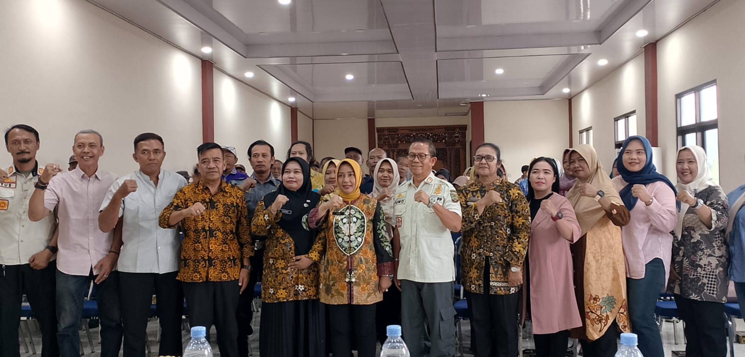 Pemkot Mojokerto mengadakan sosialisasi optimalisasi peran satlinmas saat Nataru. (/Astrid Kabarterdepan.com)