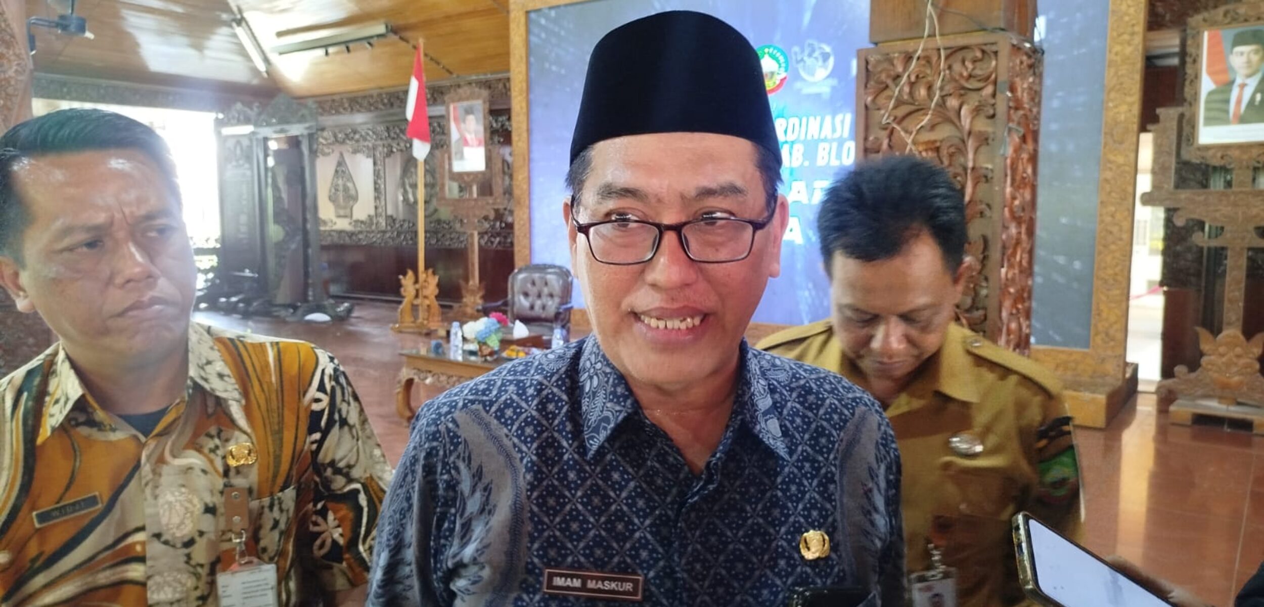 Kepala Dinsos Jawa Tengah, Imam Maskur saat ditemui di Pendopo Blora. (Foto: Rengga/kabarterdepan.com)
