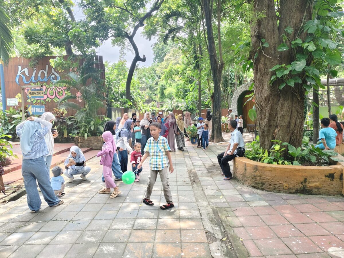 Suasana KBS di masa libur Nataru. (Husni Habib/Kabarterdepan.com)