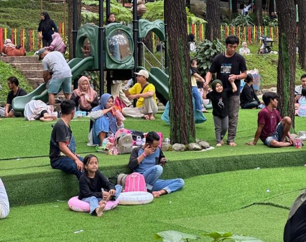 Alas Veenuz Trawas Jadi Magnet Wisatawan, Camping Ground Favorit Sambut Malam Tahun Baru