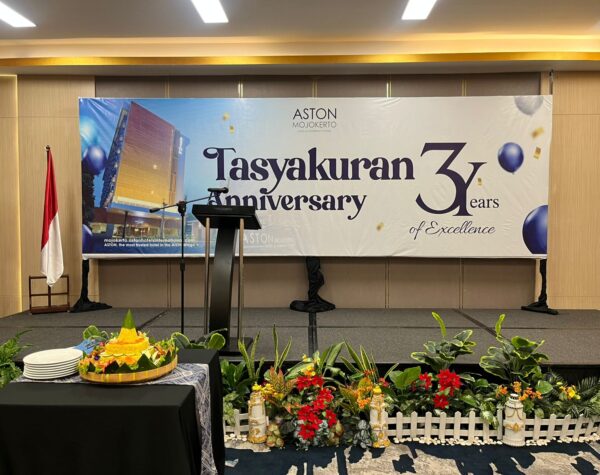 Aston Mojokerto Hotel Rayakan Anniversary Ke-3 dengan Donor Darah dan Pesta Zumba Komunitas