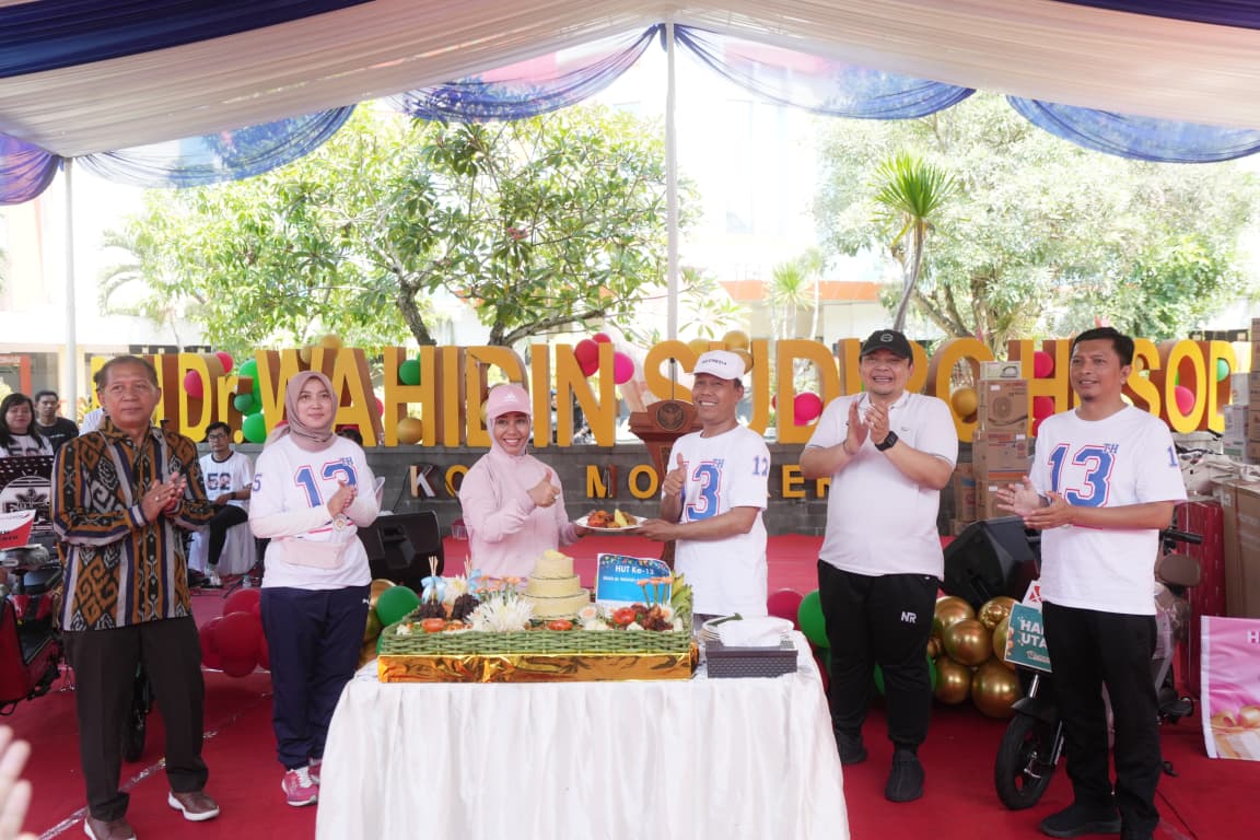 WhatsApp Image 2025 12 05 at 11.34.48 AM 1 Wali Kota Mojokerto Ika Puspitasari menghadiri perayaan hari jadi RSUD dr. Wahidin Sudirohusodo Kota Mojokerto yang ke-13. (Kominfo Kota Mojokerto)