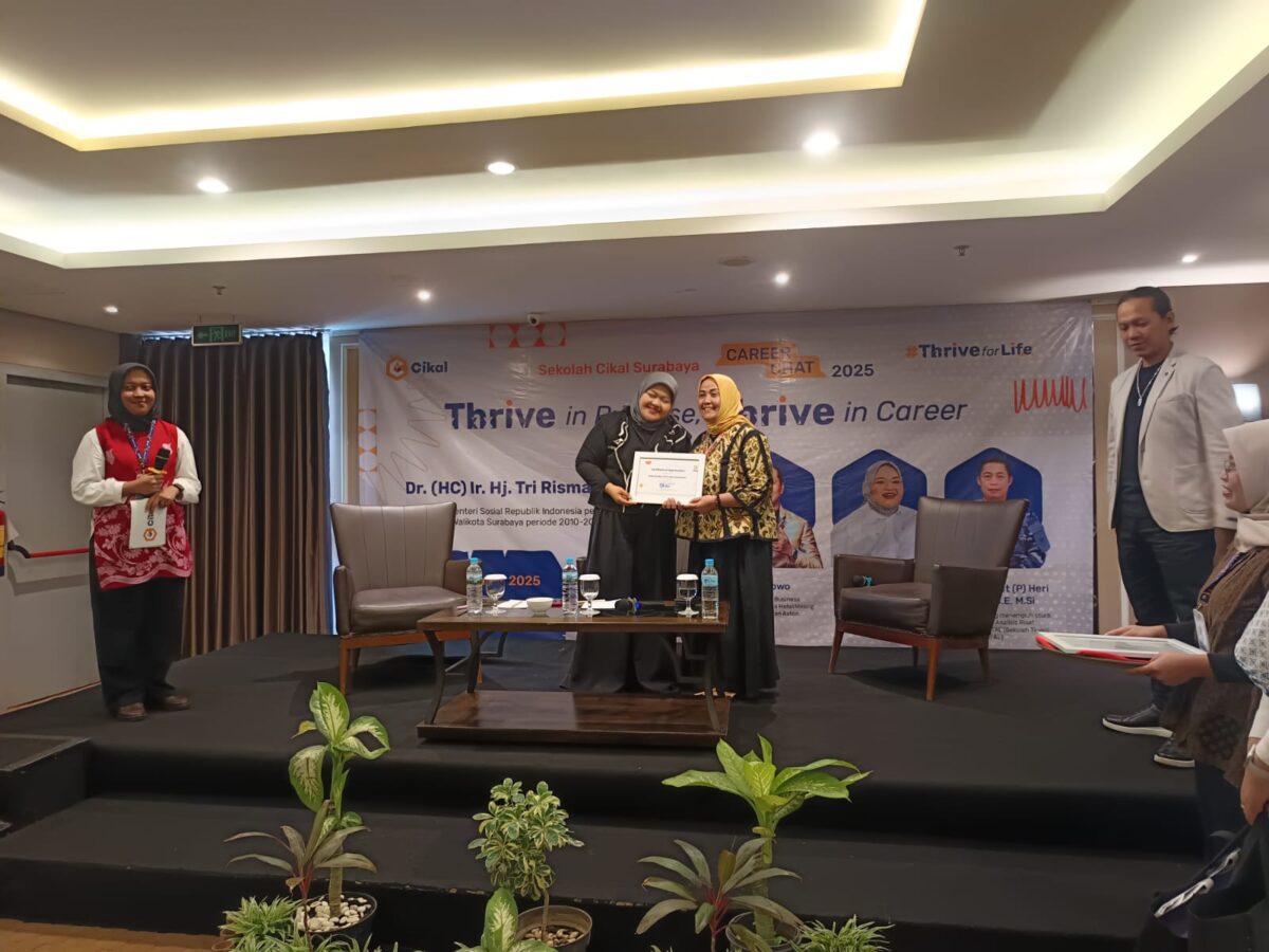 Thrive in Purpose, Thrive in Career. (Ezra)