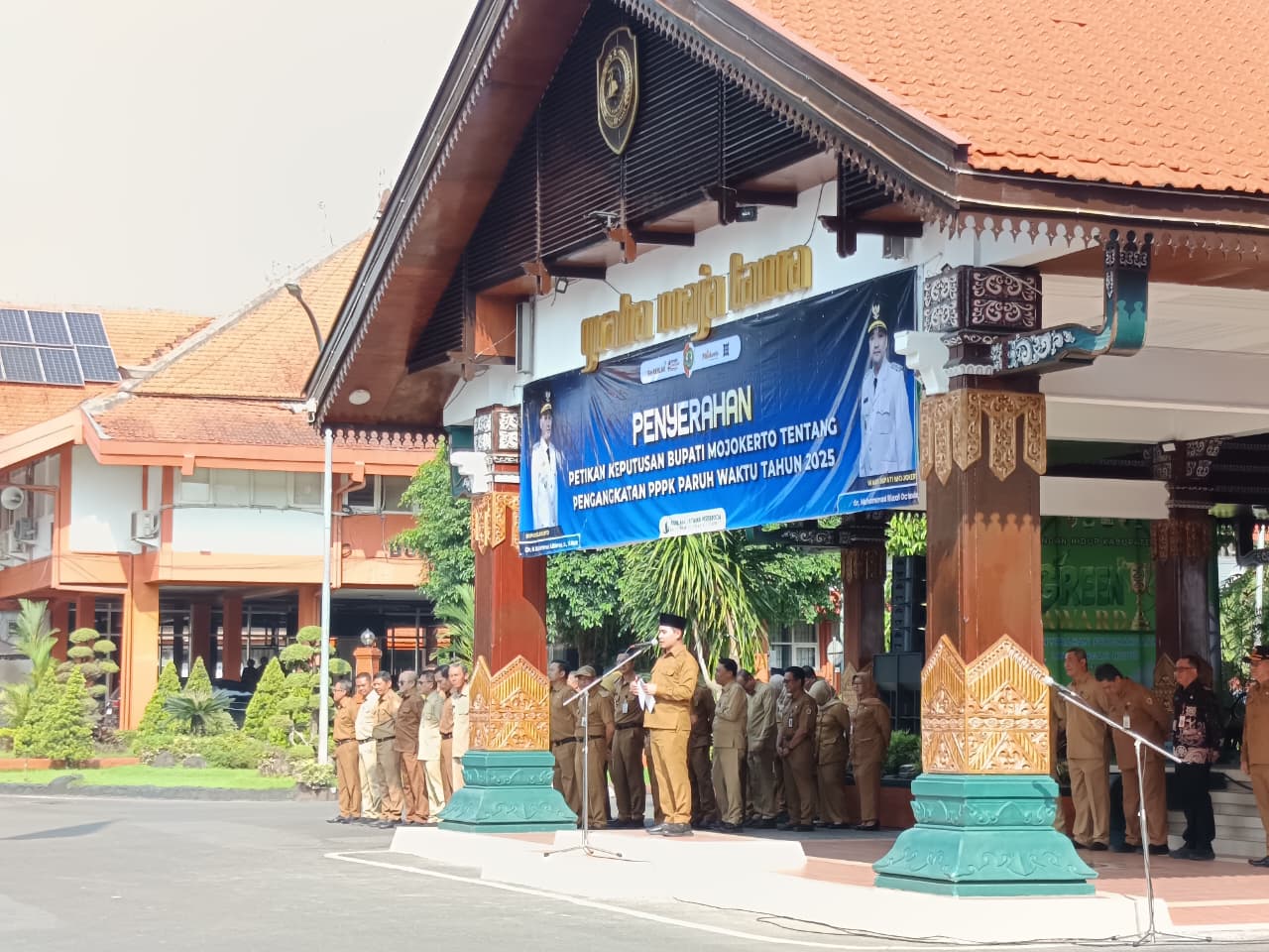 bupati mojokerto
