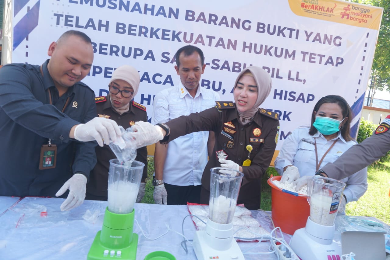 WhatsApp Image 2025 12 10 at 10.00.21 AM