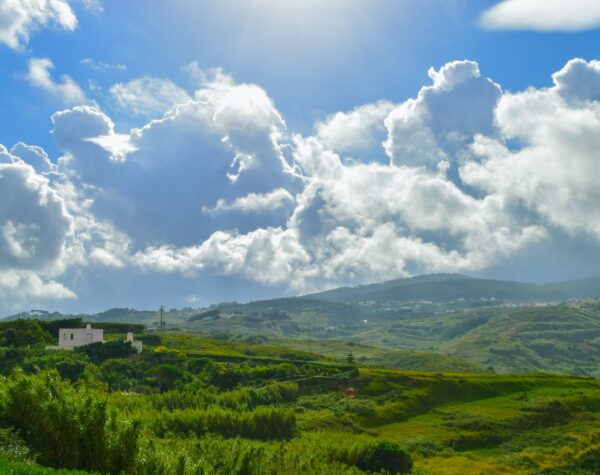 Cuaca Kota Batu Besok hingga 25 Desember 2025, Langit Berawan