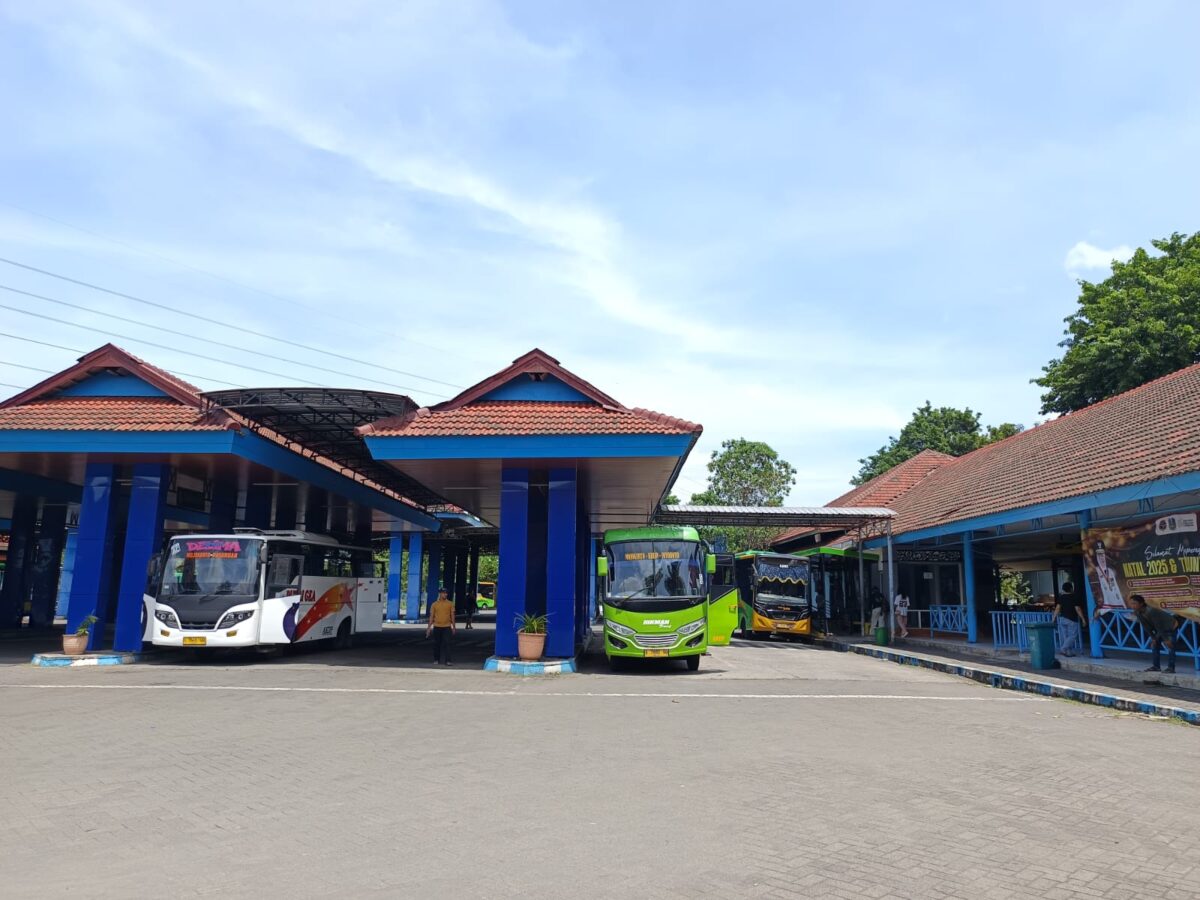 Bus TransJatim