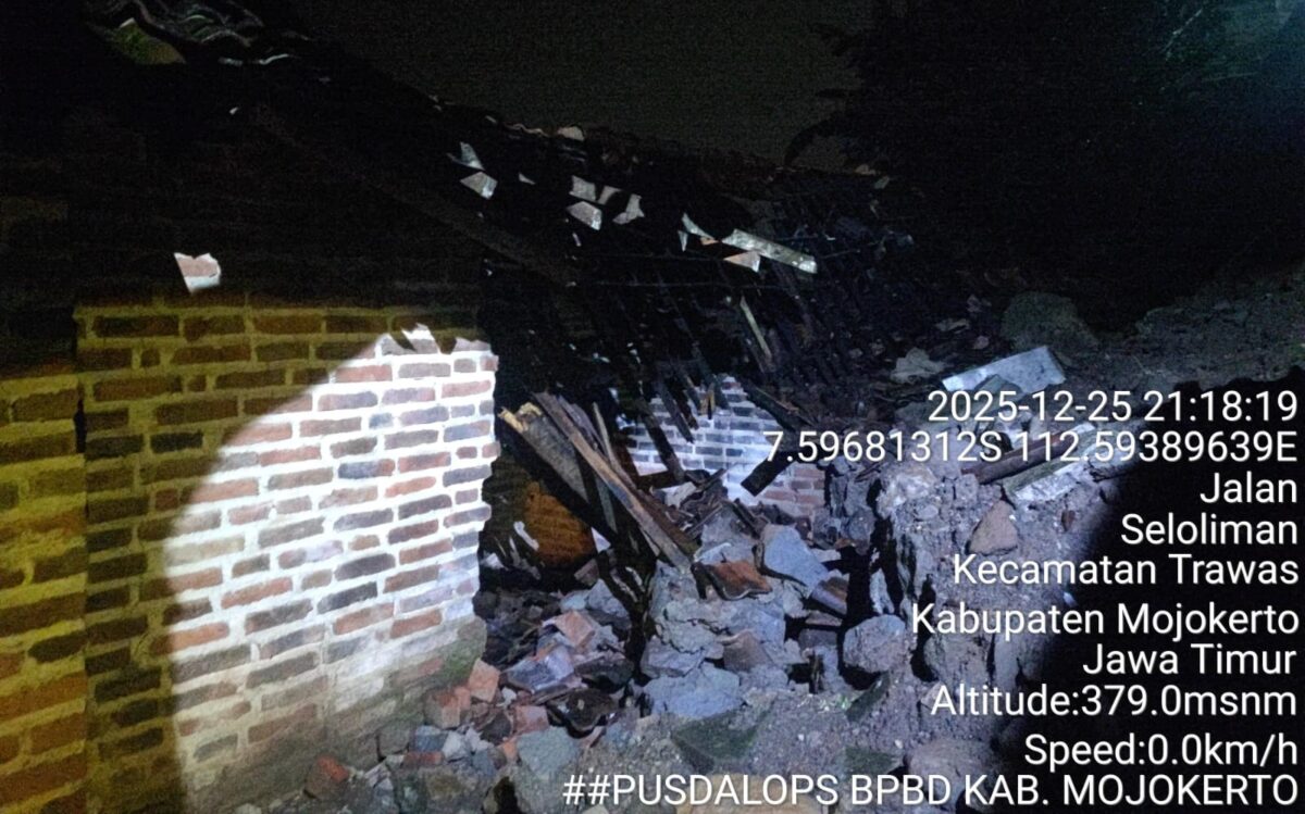 WhatsApp Image 2025 12 26 at 9.09.57 AM 1 longsor