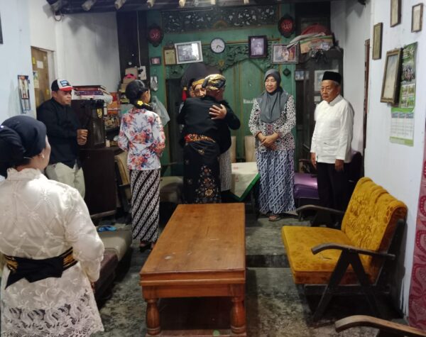 Kenang Kedatangan Ayah Soekarno, Warga Jombang Ungkap Sejarah Lewat Teatrikal